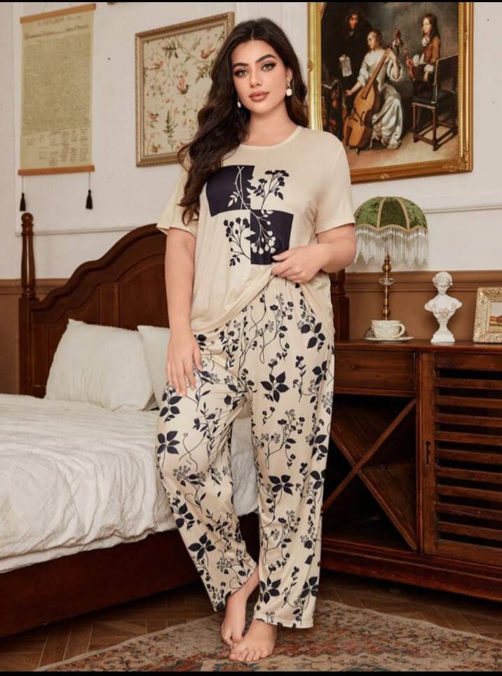 Off white Leaves Printed T.shirt with leaves printed Pajama PJ Set For Her