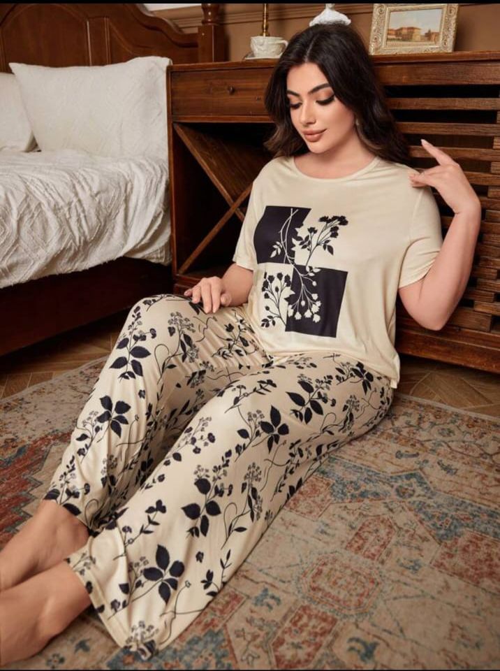 Off white Leaves Printed T.shirt with leaves printed Pajama PJ Set For Her
