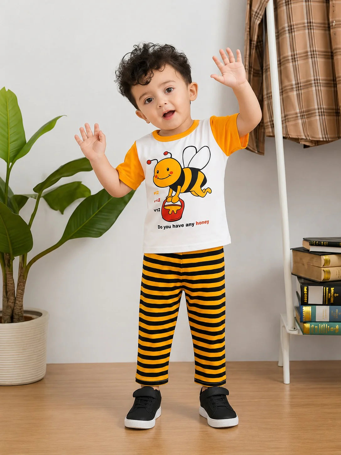 White And Yellow Honey Bee Printed Kid Suit