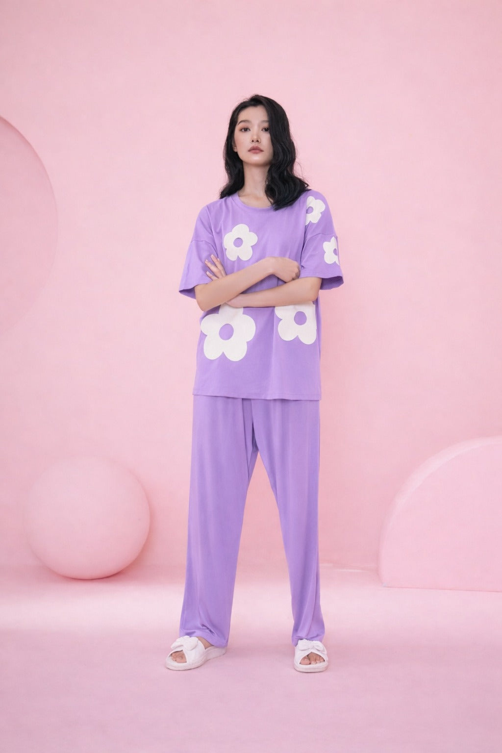 (NEW ) Lilac All over BIG White flower night suit For her